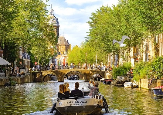 オランダ都市 アムステルダムに留学 移住する際はどの地区がおすすめ マップ地区別 治安情報 ユーロエステートのブログ